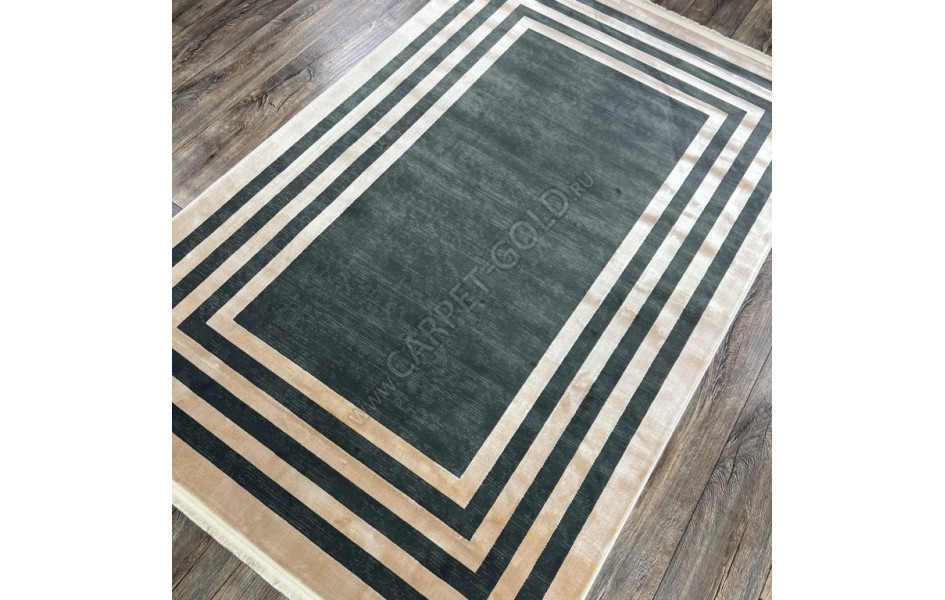 VERSAILLES 4378 PIGEON